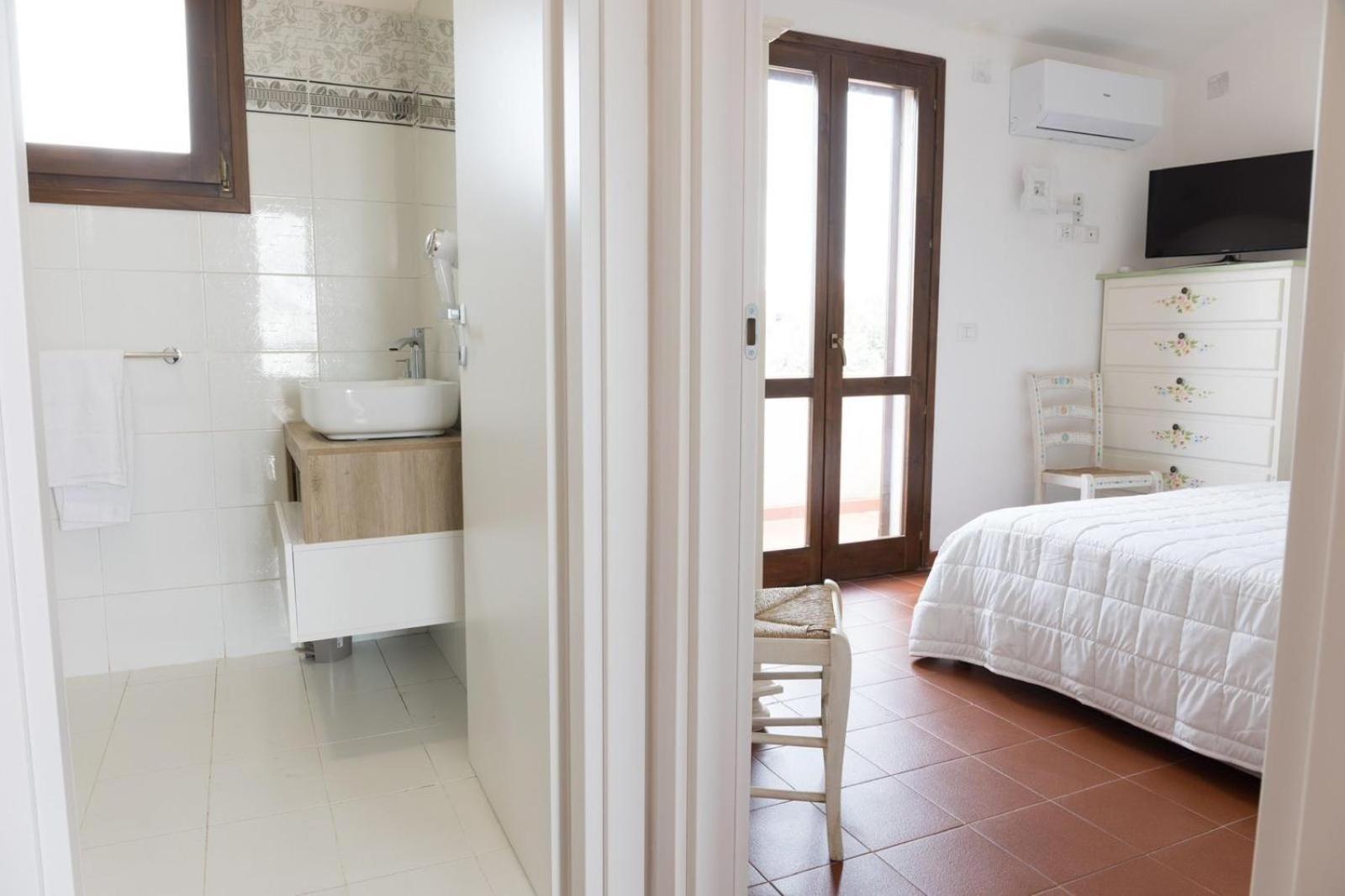 Hotel Trinita Dei Corsari Torre dei Corsari Buitenkant foto